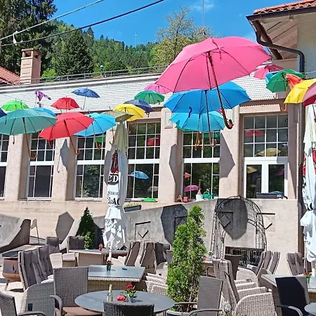 In Ruhiger Waldrandlage Apartamento