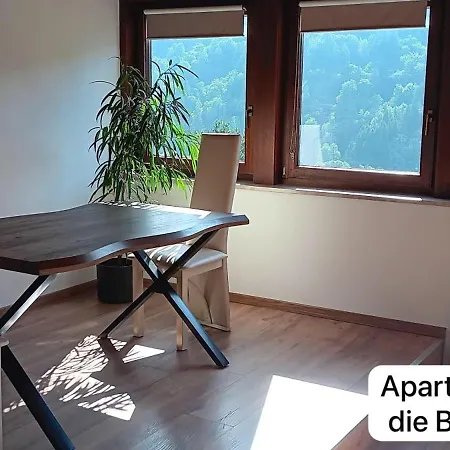 In Ruhiger Waldrandlage Appartamento