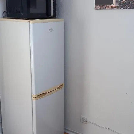 Appartamento In Ruhiger Waldrandlage