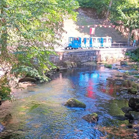 In Ruhiger Waldrandlage